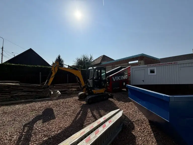 Viking Osztályozógép és JCB Forgókotró